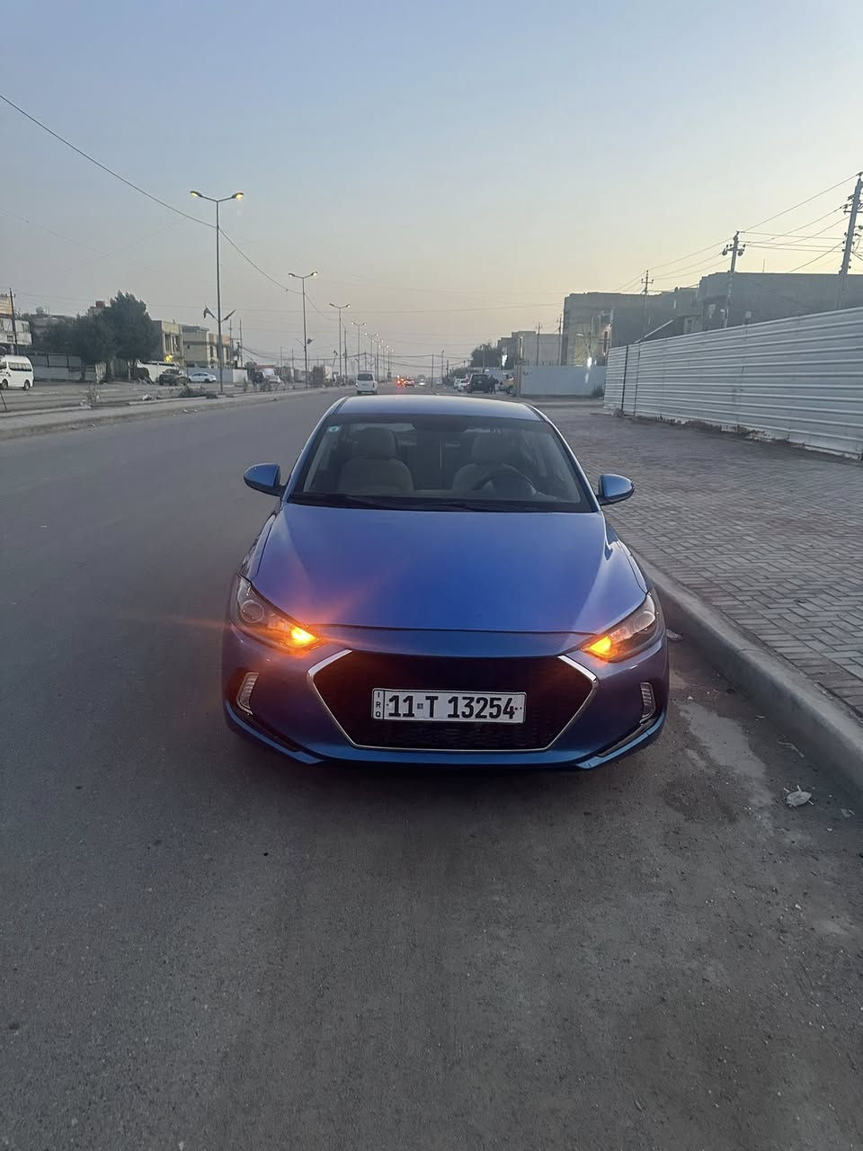 السلام عليكم
النترا 2017 سبورت فئه ايكو وارد امريكي 
حادثها بنيد فقط 
محرك 1600تيربو 
وكير Dctدبل كلج
بصمه 
وبصمه ابواب 
ورادرات جانبيه 
وشاشه 
وتحكم جهتين 
وبعد بيها مواصفات
سعر 118 💲
بيها مجال 
مكان سياره بياع تقاطع درويش
بي واتساب ***********☎️
