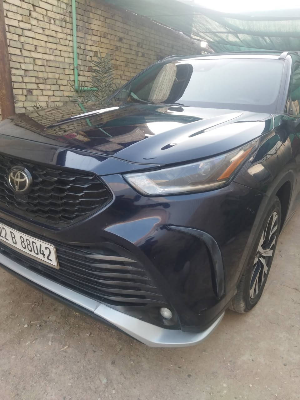 تويوتا هايلاندر VIP  XSE-AWD  موديل 2021  
محرك 6 سلندر بانزين 3500
كشنات تدفئة 
ستيرن تدفئة اوتو 
رادار تصادم ومسار 
تحديد سرعة مع الرادار قيادة 
نقاط عمياء بالمرايا 
فتحة سقف 
تحكم جهتين ستيرن 
صندوق كهرباء 
ليد اوتو  معروف ب xse 
التحكم بالأوضاع جنل ثلاثه طكات( طبيعي للطرق  ،رمال وحصى، ثلج )
انضمة قيادة ايكو ونورمال وسبورت
اوتو هولد 
سايد بريك بصمة 
تخم تاير بلادي جديد 
شحن وايرلس 
دبل كزوز رياضي يجي ب xse

حادثه جاملغ ودعاميه وصار بيه حادث بل عراق نص الجاملغ الخلفي وتبدل الباب وصبغ نص الباب مال مال صدر 

مكان السياره البصره 

الاستفسار *********** 
سعره 300
