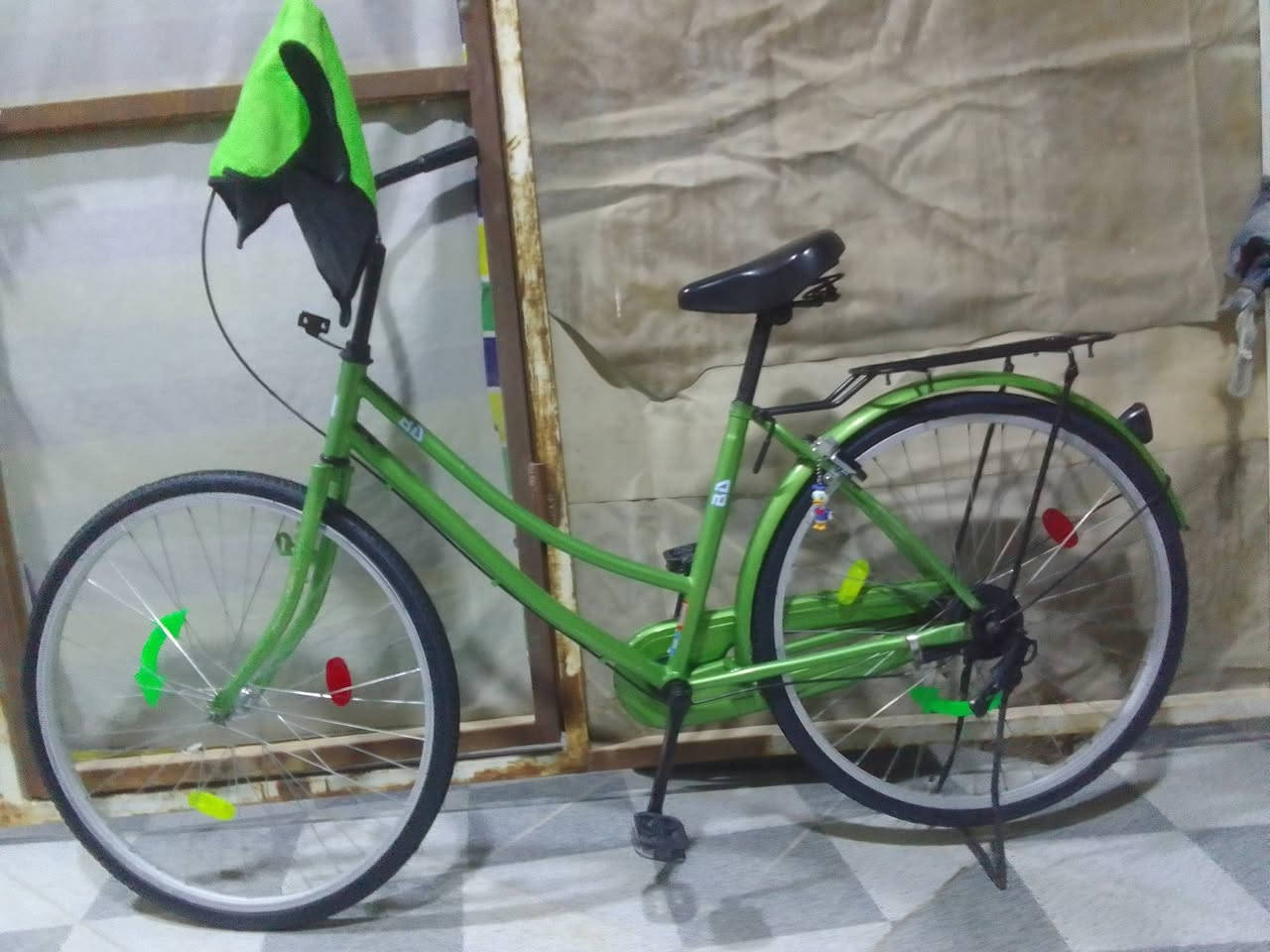 السلام عليكم بايسكل للبيع
موديل 2020 
 لون تفاحي 🟢
بايسكل كامل ما عوزه شي 
مكان ناصرية مركز 
السعر 125 الف وبيه مجال


**إذا كنت صاحب هذا الإعلان وتريد حذفه لأي سبب، رجاءا أرسل رسالة إلى الدعم الفني**