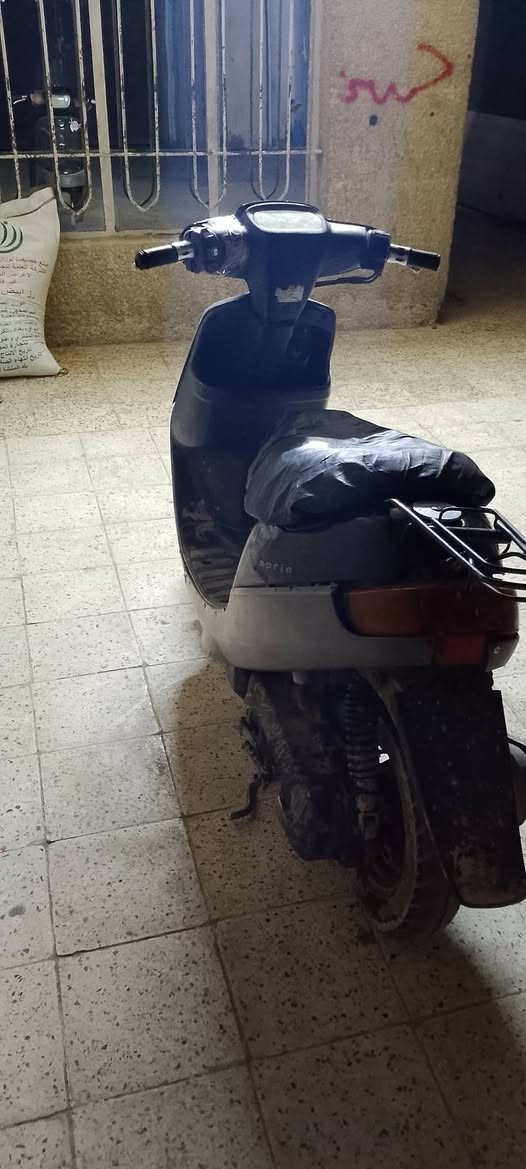 السلام عليكم ورحمة الله وبركاتة
عندي دراجه بطه 60 للببع شغاله 
السعر 150 وبيه مجال 
مكاني بغداد مدينه الصدر الاورفلي


**إذا كنت صاحب هذا الإعلان وتريد حذفه لأي سبب، رجاءا أرسل رسالة إلى الدعم الفني**