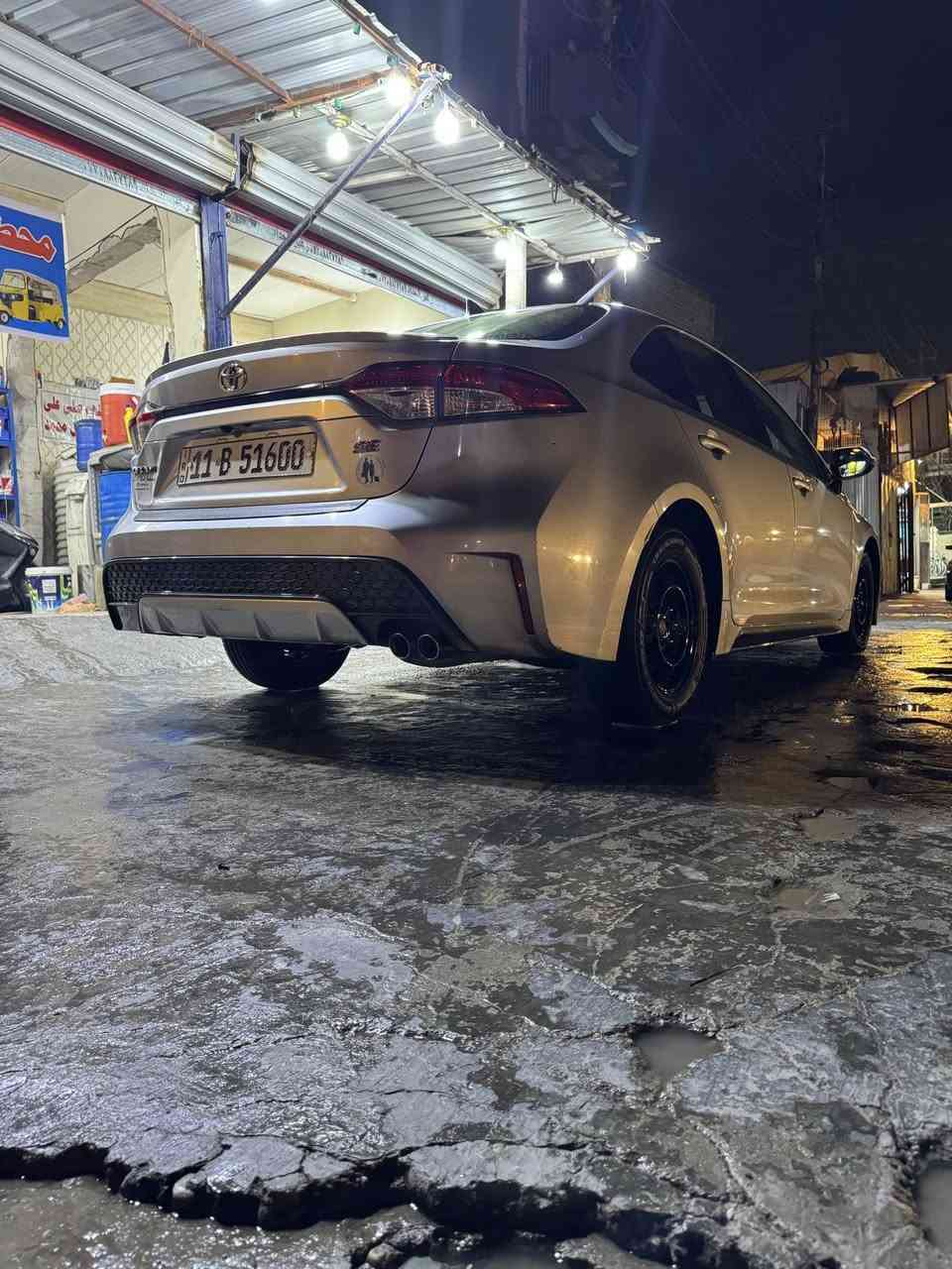 للبيع او مراوس فقط جارجر او اوبامه وانطي فرق 

سلام عليكم سياره كورلا مديل2021فول  SE موصفات من عدا لكشنات موجلد رقم بغداد تحويل ثاني يوم كير محرك تدفئه تبريد كله بل شرط للبيع او مرواس فقط جارجر او اوباما وانطي فرق حسب لقناعه مكان لسياره بغداد جاهزه من كلشي اي نقص ماكو مال بيت لسياره جديده بمعنه لكلمه ***********
