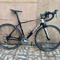 GIANT DEFY ALUXX 2016 🇹🇼 • • دراجة الطريق (Road bike) ماركة جاينت   ما...