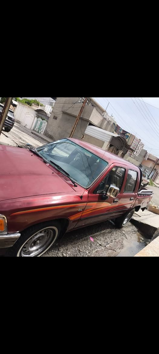 السلام عليكم 
بيكم تويوتا ستيرن بور مصبوغ عام تايه جديدين سعره 65 وبيها مجال والرقم نينوي دوالي 
التواصل علي الرقم التالي 
***********
