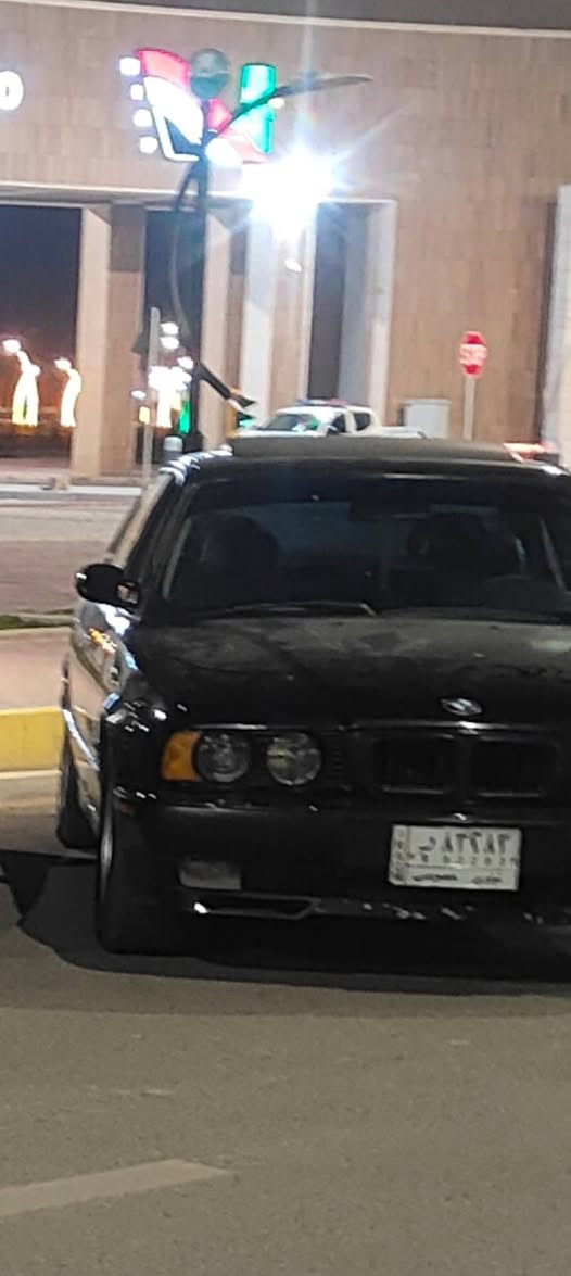 بي ام دبليو للبيع موديل 1990 كابون بنزين بيها سعر60وبيهامجال جامات كهرب قفل مركزي بانوراما بيا ضرره جاملغ اللي كدام اليسار بدون دواخل رقمي *********** بي وتساب
