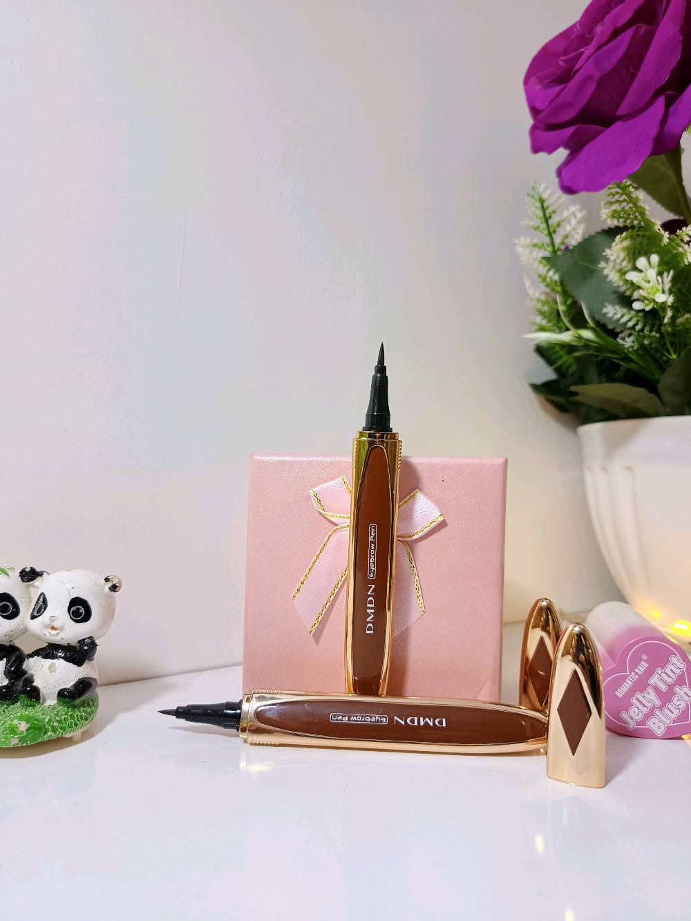 مكياج حاجة الف والفين دينار فقط 
جوة السوك 