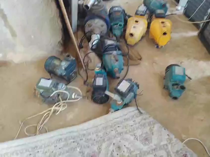 السلام عليكم يوجد لدينا اغراض اثاث مستخدمه للبيع وكل اسعار مناسبه برادات موتورات المكان حديثه حقلانيه خفاجيه الاستفسار على رقم ***********
***********
