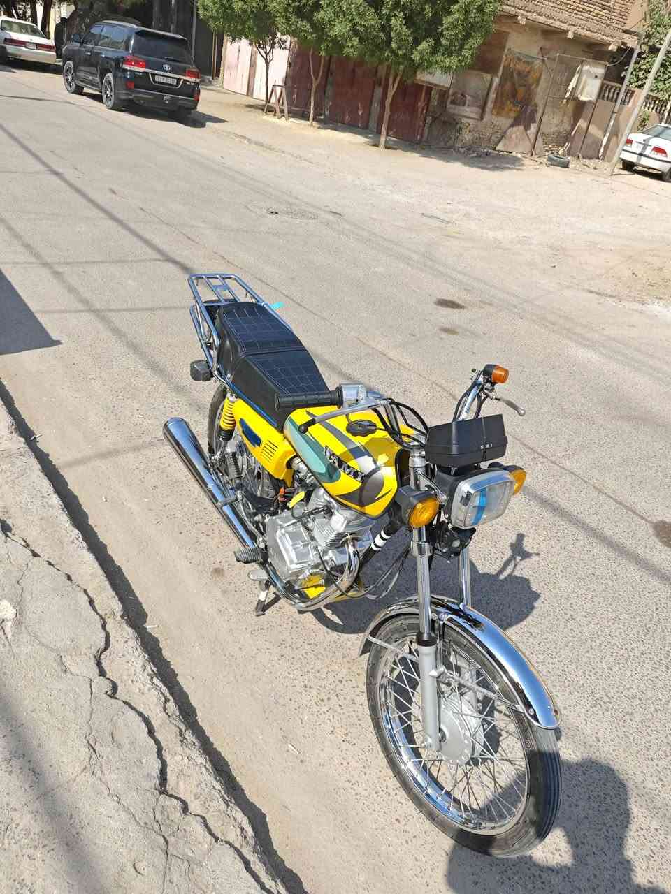 سلام عليكم دراجه نامه أوراق مديل 24 شاصي 17 دراجه حلو ما متعوبه هاذه رقمي ***********
