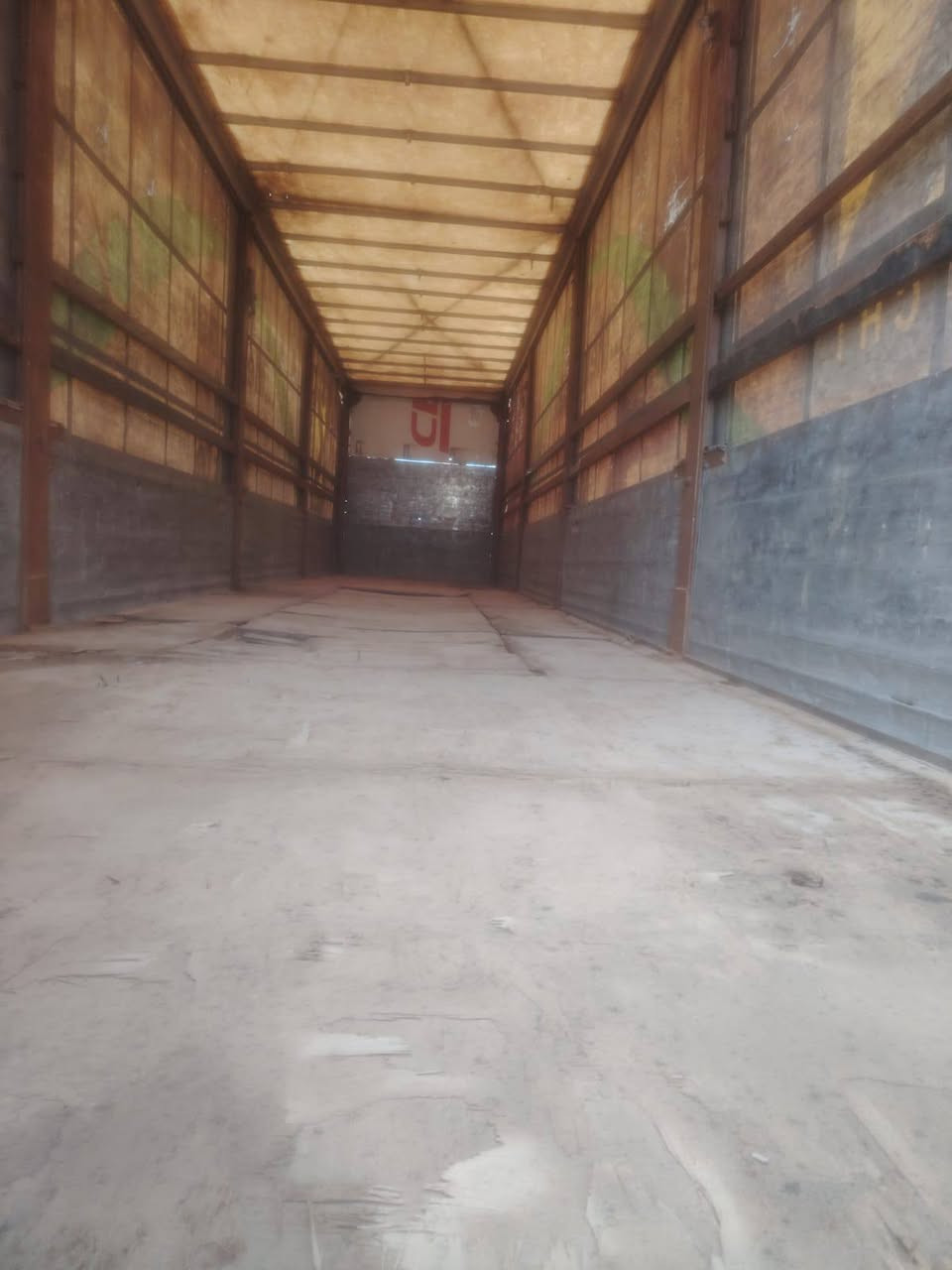 عربانه جادر للايجار وشرط يكون الماجر من ديالى فقط داخل ديالى ***********
