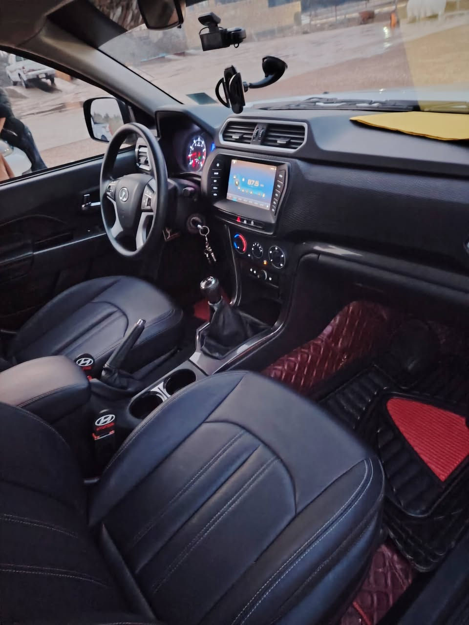 سلام عليكم كريت ويل للبيع مديل 2024 ماشيه 34 مكفوله من كلشي وسياره جديده حيل مال جناي سعر 139 وبيه مجال وبيه سونار سياره متواجد ماسنجر وتصال *********** مكان سياره ديوانيه قضاء سدير
