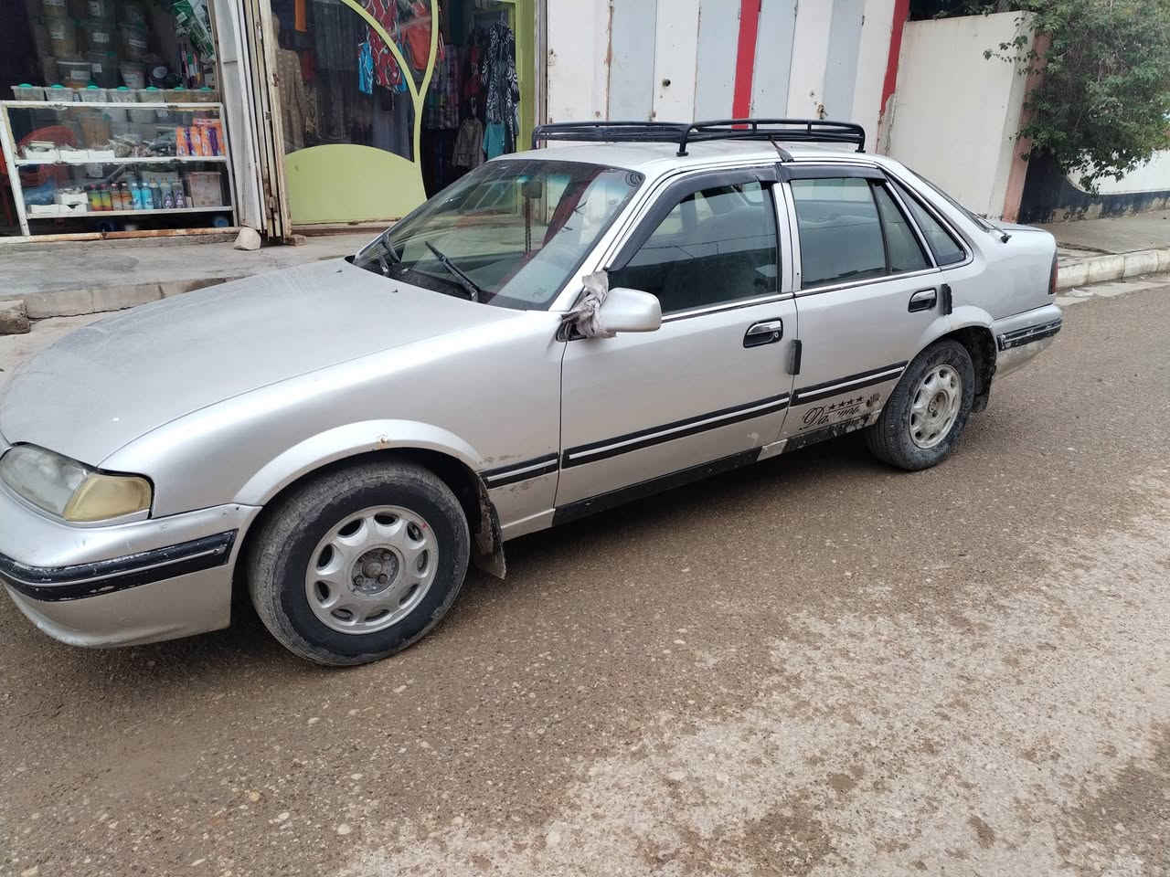 برنس. موديل 1994  رقم بغداد سنويه.ما ساقطه. بسمي كير كفاله. ومكينه بيه تبخير قليل كهربائيات كله شغاله مشط تخم تاير  باتري.  كله جديد  واسط الدبوني *********** السعر ٣٥  وبيه مجال قليل
