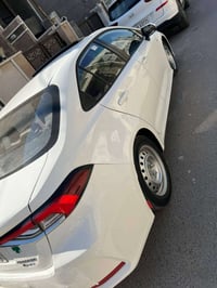 🙋 كورلا موديل { 2024 } محرك { 1800 } هايبرد  ماشيه { 55 } الف السيارة ...