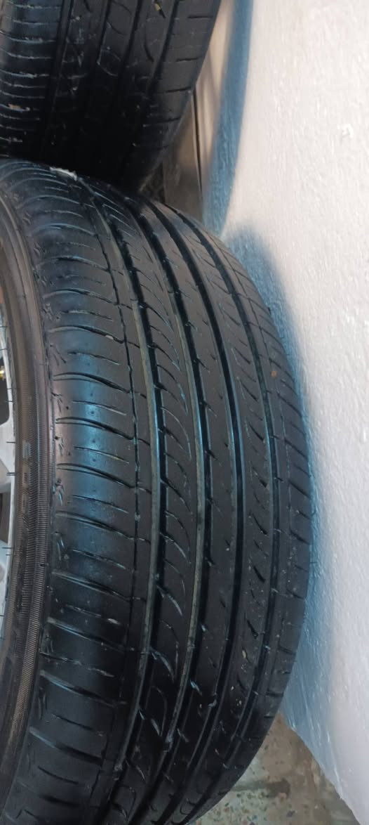 السلام عليكم 
ويل كب النتره 16
تخم تاير جدد ويا زوج هم جديد 
مكاني الديوانيه 
سعر 250قفل 
***********
