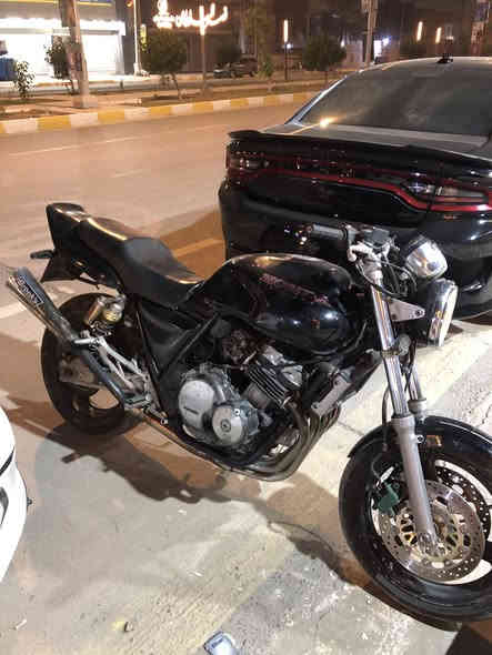 السلام عليكم شباب عندي سيبي جيل اول محرك400 
16ولف اوراق كامله ومكمركه عليها كزوز بروكس بيع او مراوس مكاني ناصريه مركز 
رقمي والخاص مفتوح
‭٠٧٨٣ ٨٠٩ ٣٣٩٨‬
