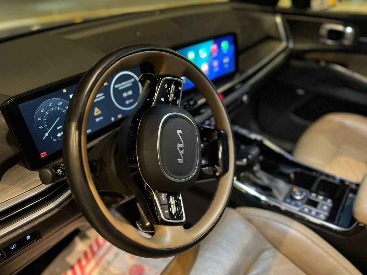 السلام عليكم
للبيع 
KIA SORNTO فوول مواصفات Xline sx prsteg 
مكينه 2500 توربو
بلاك ادشن 
دفع رباعي او ثناتي 
بانوراما 
سياحي ٦ راكب 
٦ حساسات اماميه 
٦ حساسات خلفيه 
٥ رادارات اماميه 
قياده ذاتيه  
تحديد مسار 
توقف ذاتي امامي خلفي 
كشنات جلد 
تدفئه تبريد كشنات امامي خلفي 
سقف كنتاره 
شاشه متصله 
٦ كامرات 
٥ وضعيات قياده 
شاشة تبريد 
خزن ميموري كشنات 
تبريد خلفي 
اضائه امامي خلفي LED اضائه لمس 
مثبت سرعه 
تصحيح مسار 
شحن لاسلكي 
قلاب كشنات كهربائي 
رادارات جاانبي 
منبه استطدام
من تطي اشاره تبين الك الصفحه بالشاشه وتو هولد 
هندبريك بصمه 
A طفاء بالزدحام ومن دوس بانزين تشتغل وتمشي 
مثبة سرعه بالنحدارات 
P تطفي وتشغل حساسات 
تدفئة ستيرن 
ترحيب عن القتراب 
مرري شفط تفتح ويه الترحيب 
ماشيه ١٦ الف 
بردات جانبيه 
السياره بيه تضليل يعجبك اتشيله او تخليه
حادثه جاملغ وشويه من البنيد 
لغد و شاصي كفاله 
السياره كلش جديده ونظيفه بعده تراي الزيرو 
مكاني بغداد الحريه 
السعر ٢٨٨ 
رقمي ***********
