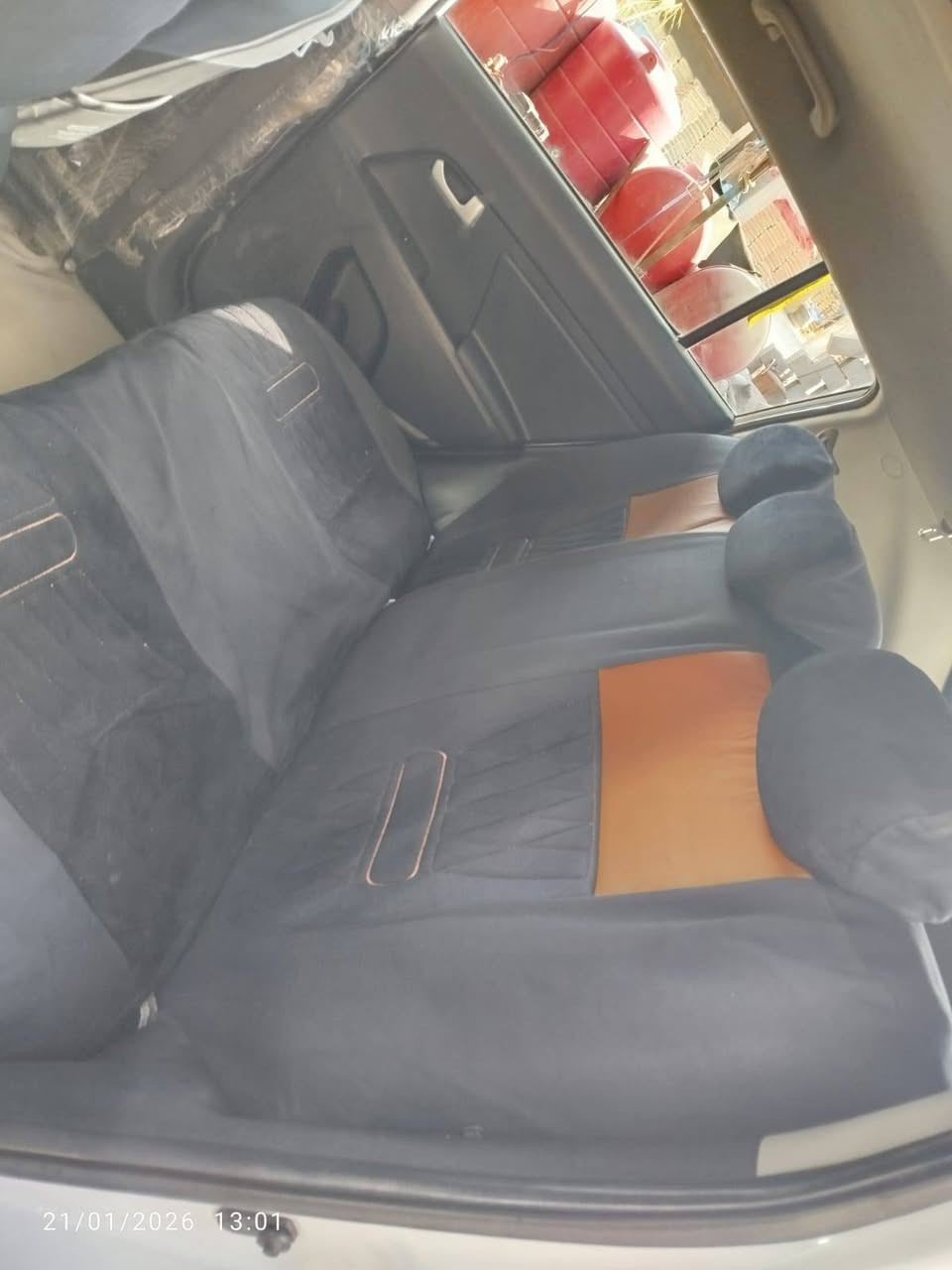 السلام سياره كيه سبورتج مديل 2014 سياره حلوه ونضيفه وكفاله عده قطعه وحده صبخ الباب وره السدر سياره كير مكينه تبريد تدفئه خير من الله مكان سياره بصره شط العرب السعر 145 رقم الهاتف ***********
