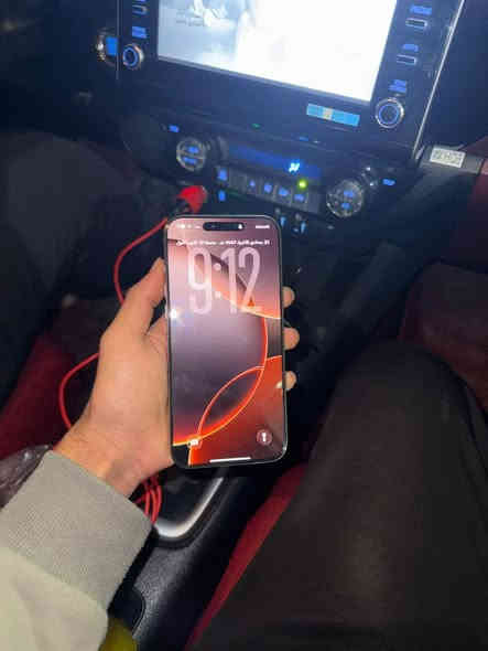 السلام عليكم
أيفون 16برو ماكس شريحة وحده ذاكرة 256 الشرق الاوسط  اللون التيتانيوم الصحراوي  ضمان ماستر بعده تحت الضمان 2026/6/2 ينتهي ضمانه الجهاز نظيف زلغ ما بي وبطاريته 100‎%‎ 

وياه الكارتون والكيبل والشاحنه الاصلية
 الجهاز نظيف 100‎%‎ تجي وتشوف بعينك 

السعر 1425 وبي مجال بسيط 

***********
