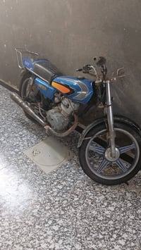 دراجة نارية • موديل 15 • ووراق كامل