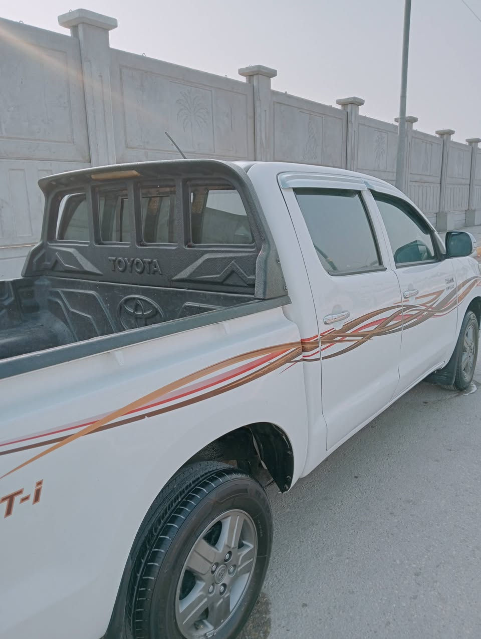 فلاونزه  موديل 12مكان كوت رقم دولي تحويل سونر مرفوق  شاصي19
السعر 158 وبيهة مجال  مبايل ***********
