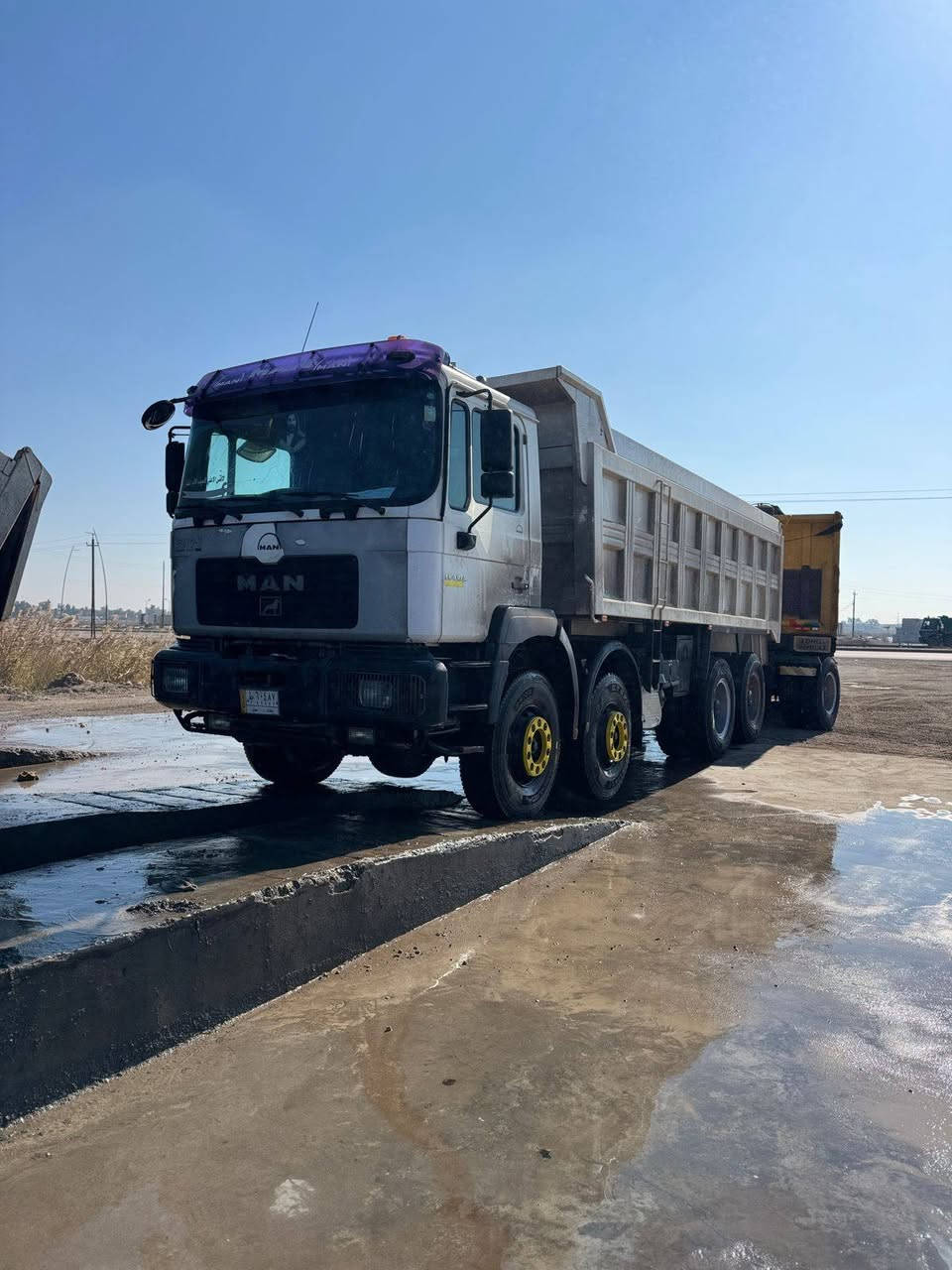 السلام عليكم للبيع مان صقر 2002رقم بغداد شرط لتحويل مجموعة CF مكينه 410 لاتنقيص ولا تبخير بشرط.  مامرسمه مقطوره مسجله بس سكس عقرب يعني تنباع رائس فقط او عربانه فقط او كامله هم ترهم للستفسارأكثر اتصال على لرقم ***********. مكان لسياره ديالى بعقوبه لا تراسلني عالخاص مكلف بل نشر بلا زحمه
