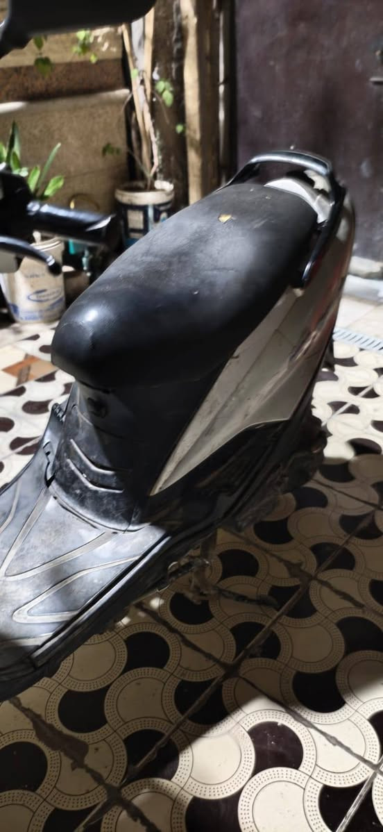 دراجه ماكس 140 نضيفه سعرها 200 بيها مجال بسيط  شغاله مكاني بغداد الدولعي *********** واتساب
