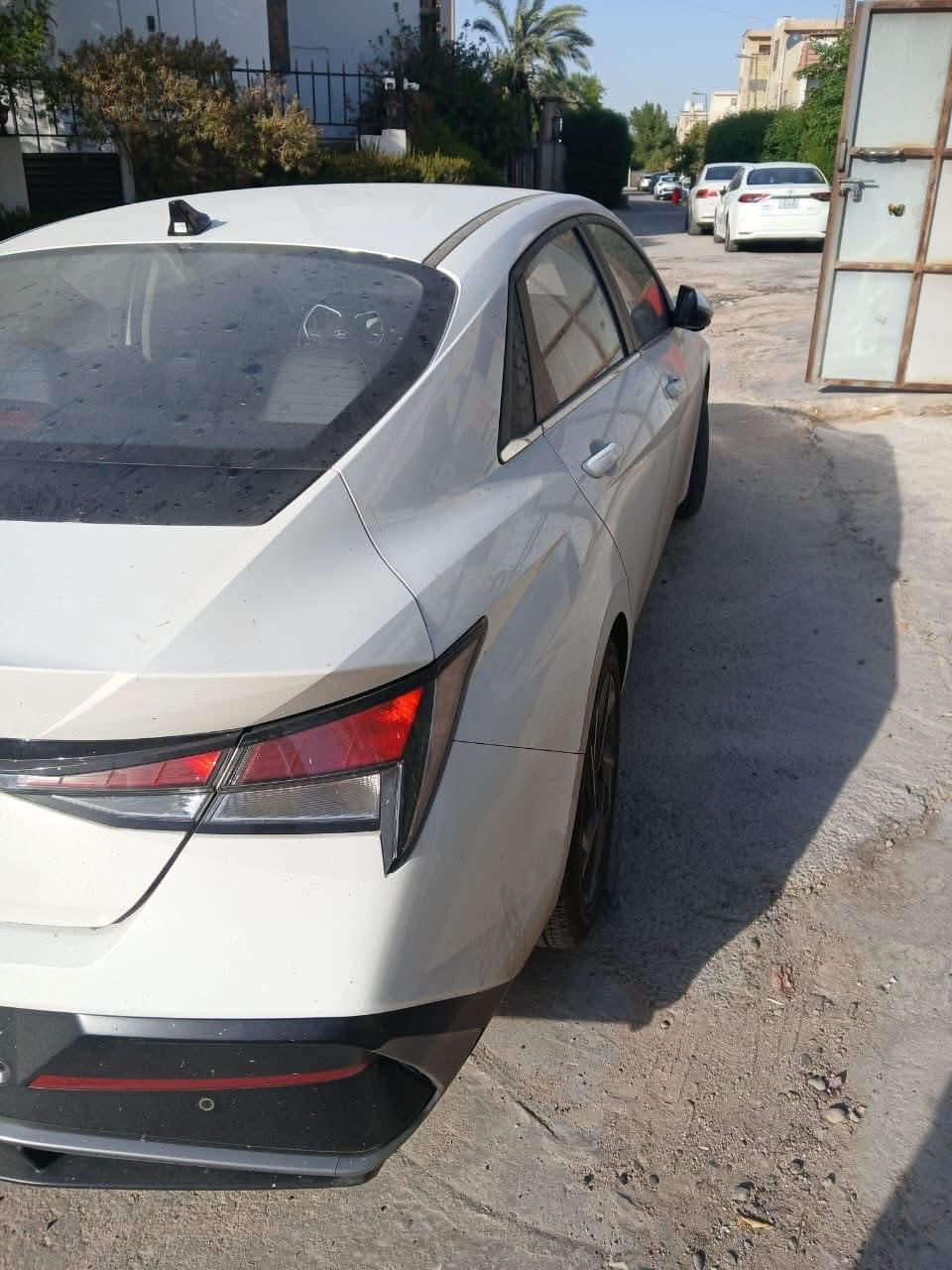 للبيع النتراموديل 2024 وارد خليجي فول موصفات واحد على واحد حره أربيل تحويل نفس اليوم بيها طختين بنيد رصعه  والباب شخط دراجه وامرجعات بلادي كمله مابيها اي نقص سياره خير من الله السعر128بيها  مجال اعتذر عن المرسله اتصل  ‭0788 230 7470‬
