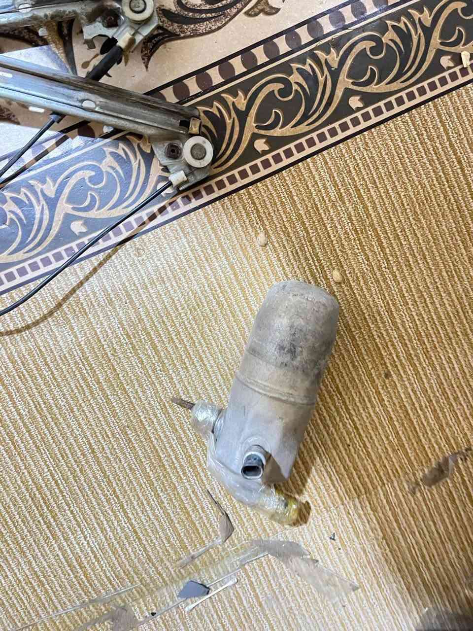 تفصيخ الفيني 6 برغي 🔩 بسعر مناسب الزبير المربد القديم ***********
