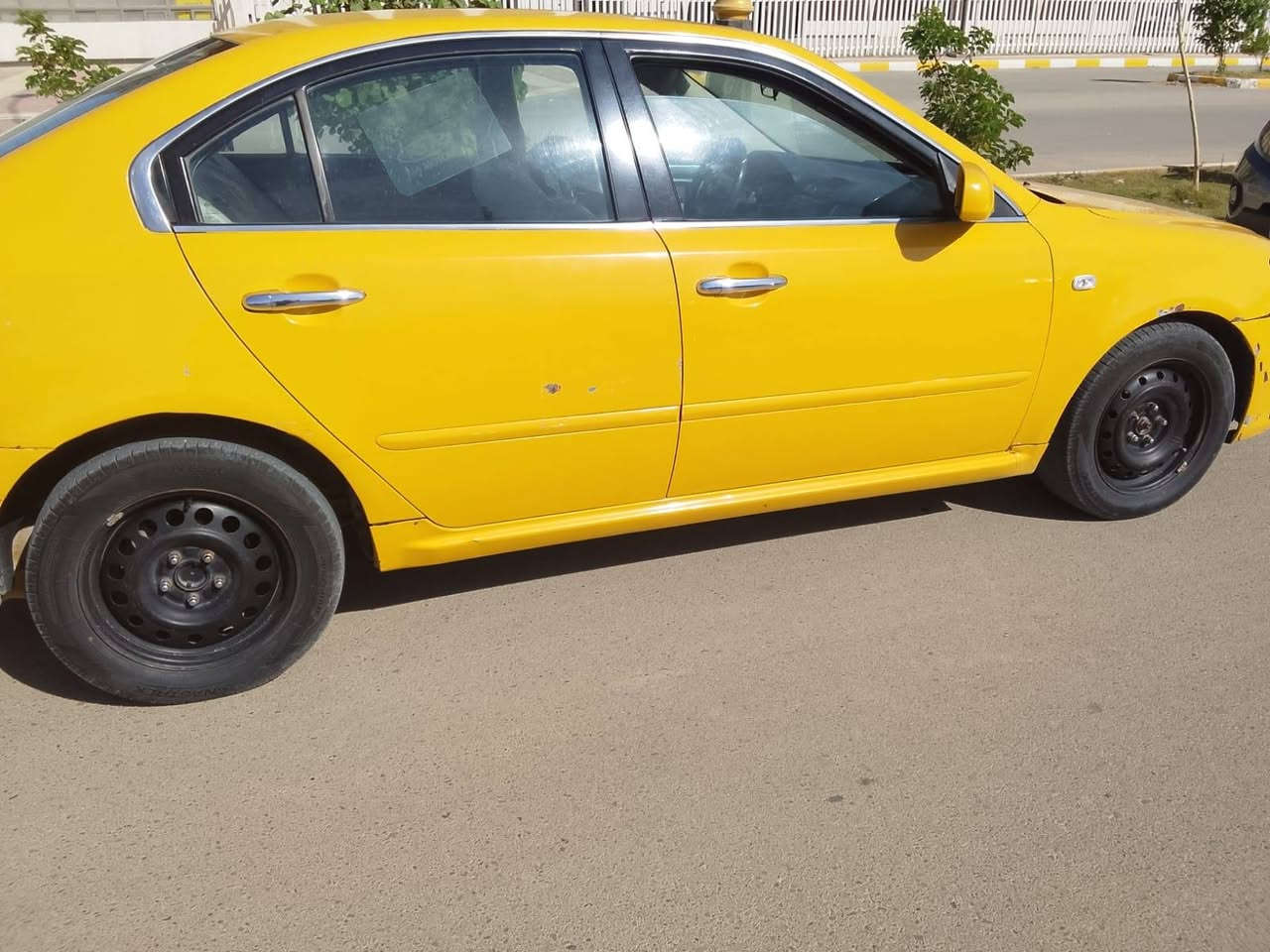سلام عليكم وبتيمه 2009 خليجي رقمه بابل متواجده بذي قار بسمي مكينه 2000 دوش تبريد شغال سياره جاهزه سعر 87 بيه مجال بسيط مكلف بنشر هذا صاحب السياره ***********
