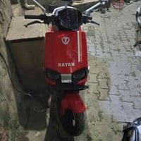 دراجة شحن • استعمال قليل • بطارية ٦ كبار