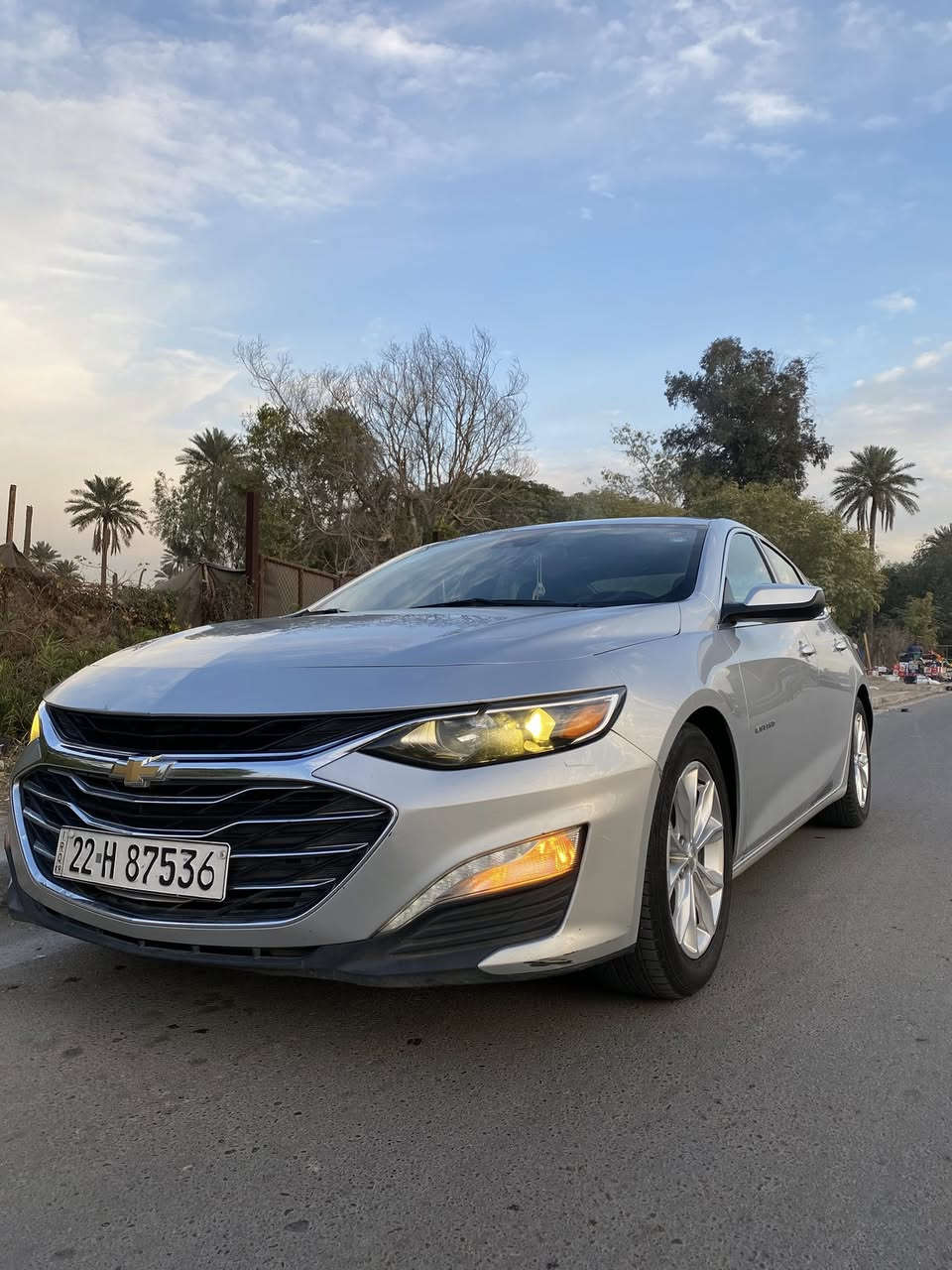 ماليبو LT 2021 محرك 1500 تيربو ( 1.5T )
السيارة بأسمي ( تحويل ثاني يوم )
رقم اربيل ، الرقم الجديد + هزة جديدة 

( حادثها خفيف كلش جنطة ومصلحة بارد نفسها ) + الجاملغ الأمامي مطخوخ بالعراق وهم مصلح بارد نفسه ) وكلها موضحة بالصور

مواصفات الـ LT المعروفة :
- بصمة ، تشغيل عن بعد ، ابواب بصمة
- تحكم ستيرن ، كاميرا دوارة ، حساس اطارات
- كشن كهرباء ، تدفئة كشنات
- مانع انزلاق ABS ، اوتو ستوب ، مثبت سرعة
- تبريد قطعتين امامي خلفي ، التبريد الامامي مناخين منفصل ( sync ) 
- شاشة كاربلاي + اندرويد اوتو ، 2 منافذ شحن TYPE C و USB 
- لايتات زينون اصفر عالي ناصي 
- ايرباكات بلادية وسليمة 100‎%‎
- السيارة ماشية 106.000 ميل

* باتري جديد + تخم تايرات جديد + قاعدة فيتبم كاملة جديدة وبلكات جديدة من علي الكردي + دهن وفلتر كير اصليات مبدلات قبل شهرين + ادامة 

السعر : 132 ورقة وبيها مجال بسيط جداً
للتواصل على الرقم : ***********
