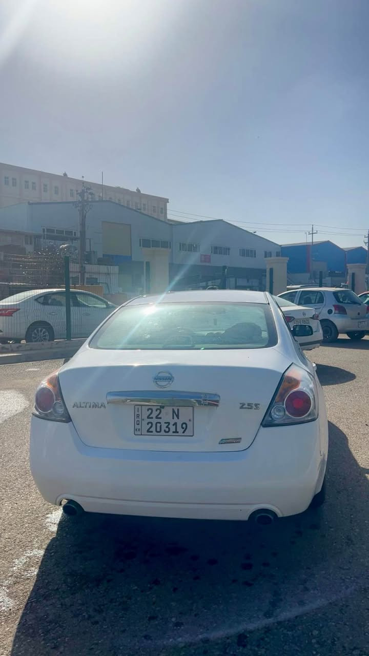 سلام و علیکم ئاڵتیما 2012  تەکسی کرایتە خسوسی گێر مەکینە تەقە رەقە  بەشەرت لێدانی نیە بەناوی خۆمە  تەبرید  بسمە بەشەرت سەیارەکە مەسرەفی نیە  سەنەوی تا 2030 غازی ئیتاڵی ئەسڵی لەسەرە 75$ معامەلە شوێن هەولێر. رەقەم *********** أربيل, العراق
