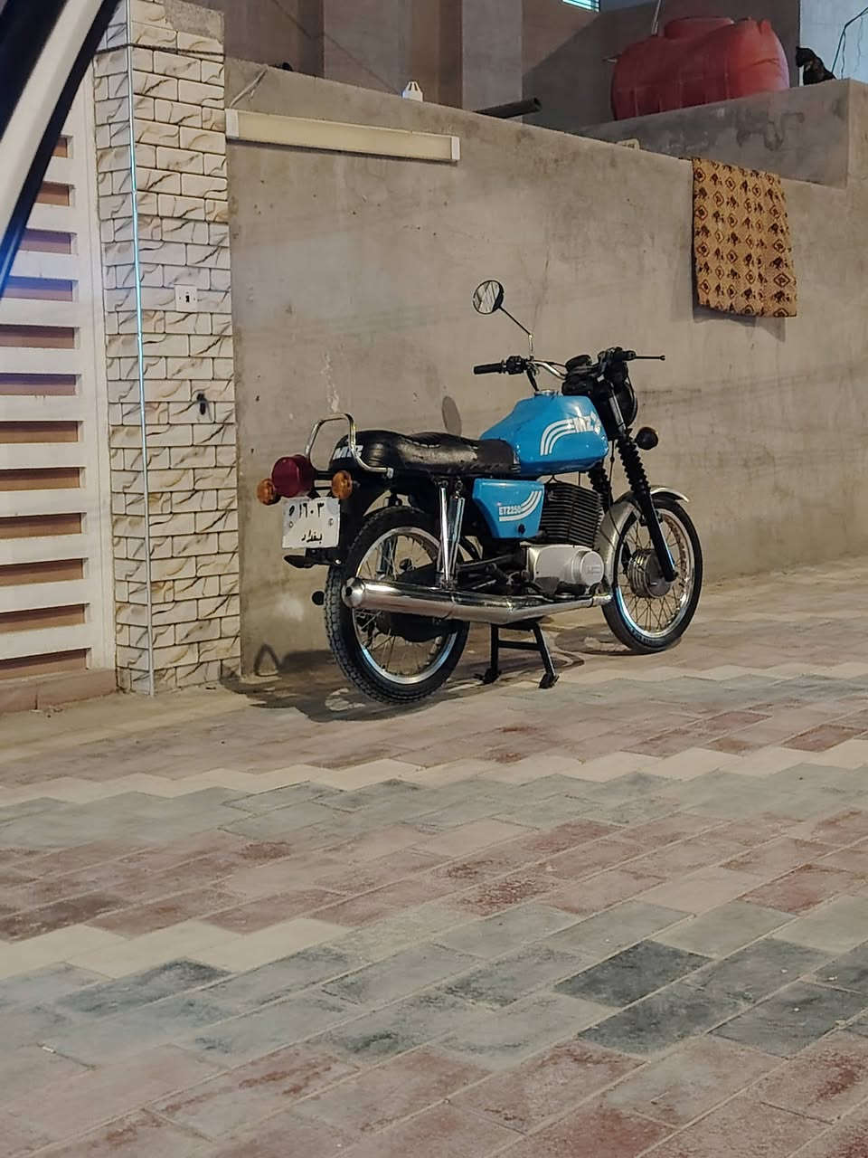 سلام عليكم مرخصت مدير لكروب
82 للبيع رقم وسنويه بدون راعي لحيم جوه لكشن صوب   واحد سايز 3 بعده ع سحك كهربائيات كلها شغاله 
كلشي ماعايز لسعر 1400وبيه مجال مكاني نجف المناذره  
*********** غير متواجد ع خاص
