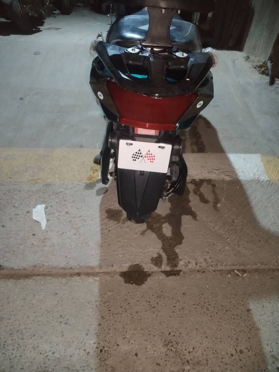 السلام عليكم دراجه شحن موديل25 الماسه 6 بطاريات الك الفحص السعر 550وبي مجال ودراجه شحن حجم 20الماسة 5بطاريات كبار الك الفحص السعر 200 وبي مجال الشراي يتصل ويدلل ***********
