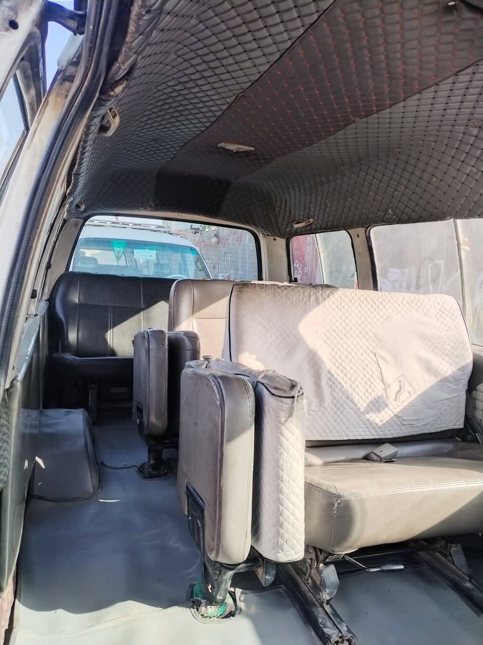 بريجو شبوط ٢٠٠١ الماني بغداد سنويه
لل٢٧ سياره جاهزه للشارع كبل
***********
