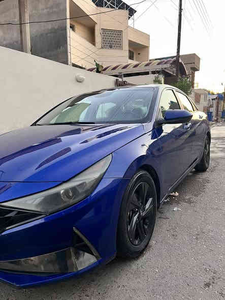 النترا 22 blu
‏لون مميز جويتي 
‏محرك ٢٠٠٠ دوش 
‏كير At
‏حادثها فقط بنيد بدون إرباك وصور الحادث مرفق 
‏فول مواصفات عدا الجلد والفتحه 
‏بصمه تشغيل وأبواب وصندوق ذكي 
‏ترحيب عند الاقتراب 
‏شاشه ديجيتال متصله تدعم نظام كار بلي واندرويد اوتو 
‏شاحن واير ليس 
‏تدفئه كشنات 
‏ويل كب 
‏تبريد شاشه منفصل 
‏رادارات جانبيه خلفيه اماميه 
‏نقاط عمياء وتنبيه 
‏صندوق ذكي 
‏اوتو هولد 
‏سايد بريك بصمه 
‏مانع انزلاق 
‏وباقي المواصفات 
‏نقص رادار امامي من امريكا وكامره بيها خلل مصنعي 
‏رقم بغداد معوقين 
‏معوقها ساكن بغداد سليم يشتغل عماله عوقه حول بعينه 
‏ويسوي وكاله عامه ام الصوره والباركود
‏
‏سعرها ١٤٧ وبيها مجال بسيط 
‏للتواصل ***********
‏
