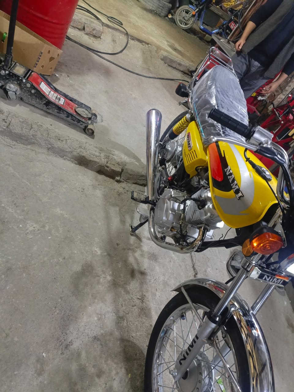 سلام عليكم دراجه للبيع نامه متياز مديل 25لدراجه نضيفه لسعر 750 وبيه مجال قليل ***********
