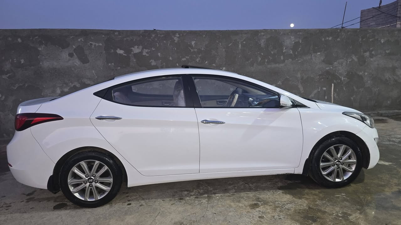 الانترة مضلع وارد خليجي
موديل ٢٠١٥ فول موصفات ١/١ 
وسونار موجود  محرك ١٨٠٠
مكان السيارة كربلاء رقم نجف
السعر       (١٣٥)
رقم ***********
***********  أل تصال
غير متواجد على الفيس
