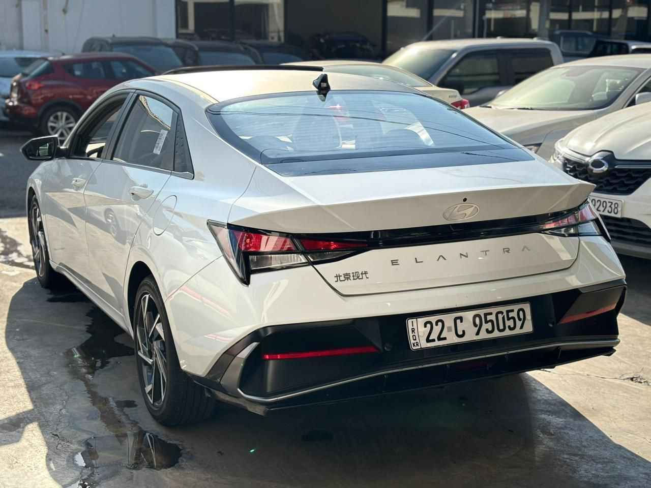 سيارة النترا موديل ٢٠٢٤
بدون حادث
بحالة الزيرو
للبيع 
السعر 14500$
مكاني اليرموك
للتواصل : *********** بغداد, العراق
