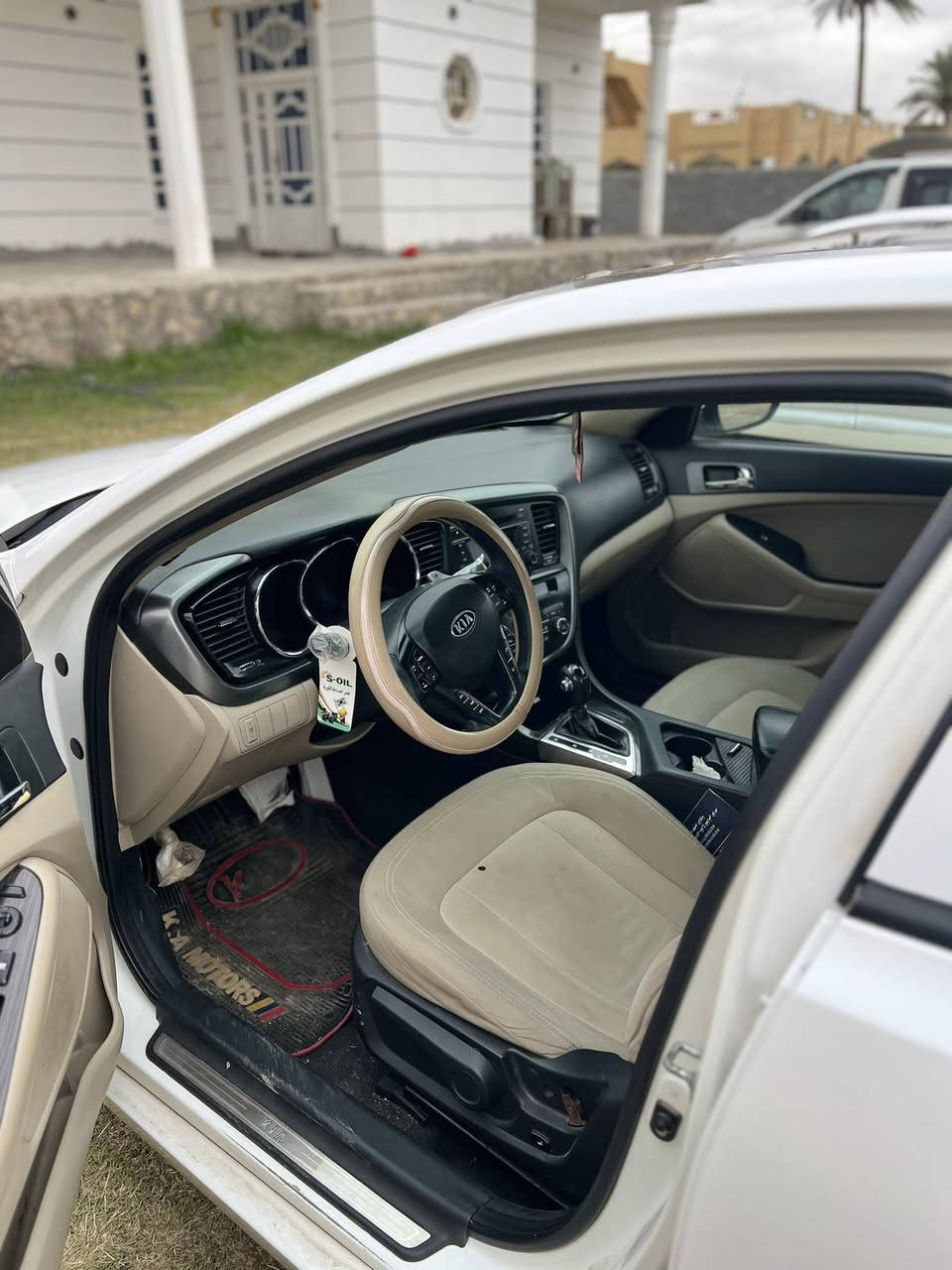 السلام عليكم للبيع اوبتما موديل 2012 رقم أربيل جديد تحويل ثاني يوم محرك 2000 بيهه بارد بل جاملغ خلفي فول مواصفات السعر 130 وبيهه مجال شي قليل مكان سياره الأنبار الرمادي جويبه رقم الهاتف *********** ملاحضه الي ما يعجبه سعر لا يتصل ويتعب نفسه
