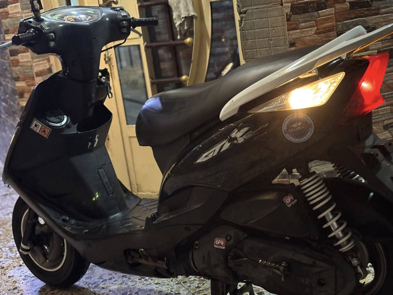 سلام عليكم دراجه ماكس ثعلب كابريتر مو نوزل محرك رياضي بوشه 58 ونص مكينه تشك الكاع اي نقص مابيه على شرط شلعه ومعدل سلف هندر شغال نكره كهربايات شغاله فول تخم تايرات جديد درجه خير من الله مكاني بغدادالتاجي ***********
السعر 650 وبيه مجال حك الجيه
