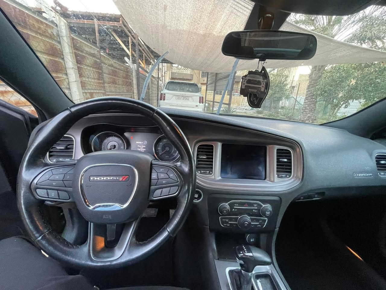 من رخصت الادمن للبيع دوج تشارجر 23النداء لاخير sxt موصفات حساسات خلفي مري هيتر شاشه كبيره تدفىه كشنات تدفئه ستيرن تشغيل عن بعد السياره جاهز ماشيه 12فقط فقط حادثها بنيد فقط ايرباك دشبول ملاحظه الدشبول مبدل مو مصلح وكذالك الايرباك راجع سستم  دبل بصمه السعر 265وبيها مجال مكاني بغداد الدوره الاستفسار خاص اولاتصال عل ***********
