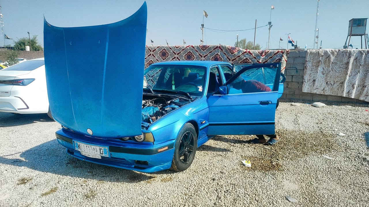 بي ام 525 محرك مفتوح كير اوتو سنويه 28 جام اربعا كهرباي
عل قفل يصعد كشنين كهرباي فتحا طكتين 
حداديه نص عمر محرك بي بخار السعر 35 وبيه مجال مكاني تجف ‏
‪0783 271 8387‬‏
