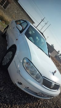 سني للبيع ٢٠٠٩ رقم نكليزي شرط تحويل ضررها بجم تايرات جدد تبريد ثلج مكي...