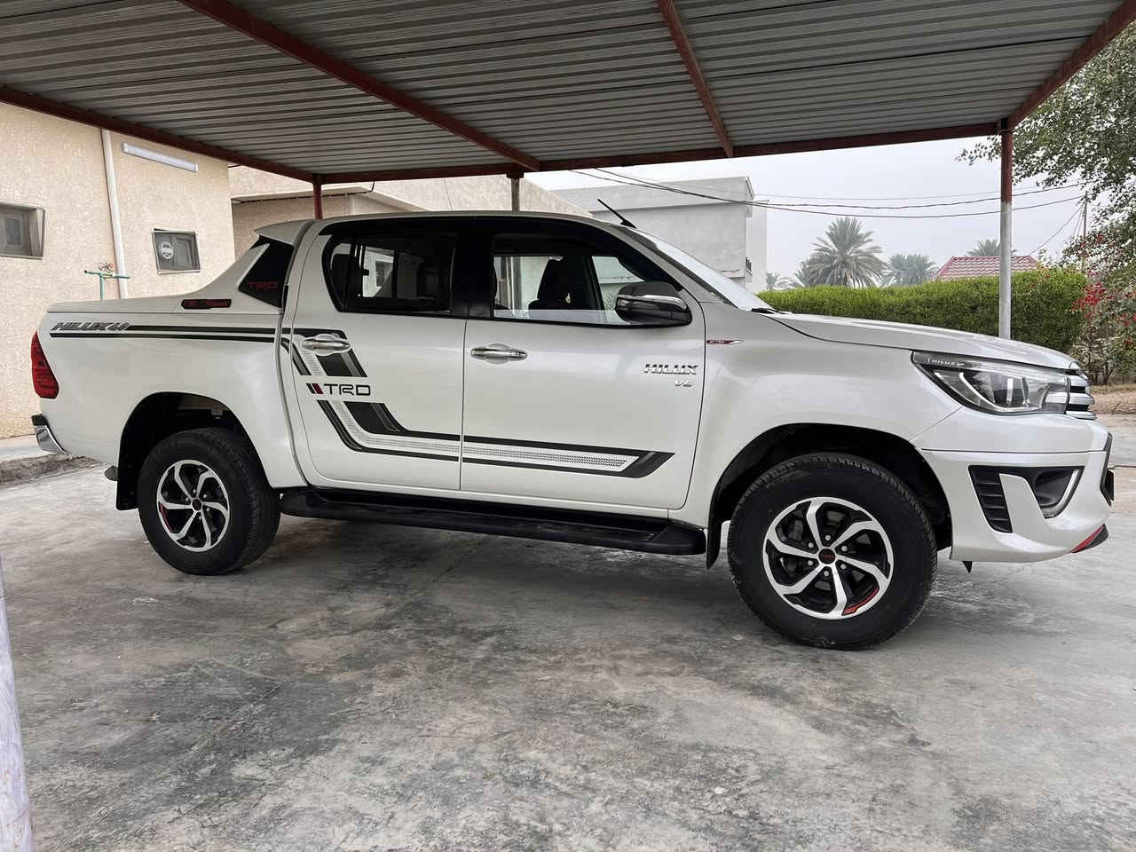 السلام عليكم: هايلوكس موديل 2019 TRD محرك V6 سته سلندر ماشيه 140الف رقم اربيل بسمنا تحويل او وكاله : بيه باب البدي الخلفي مصبوغ والباقي كفاله كير محرك بلادي : السعر 295 مكان السياره بغداد اليوسفية 
***********
***********
