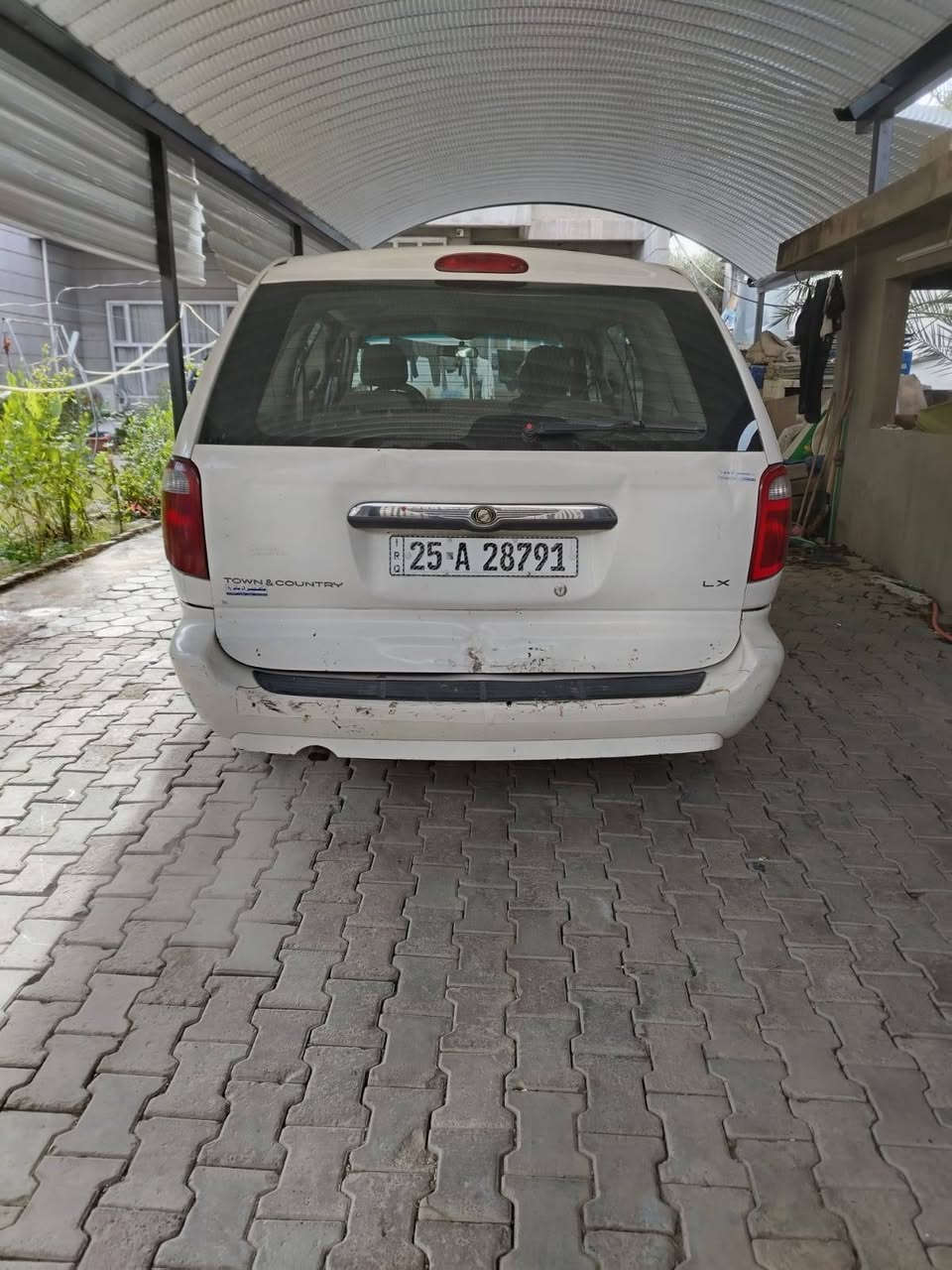 كرايسلر 7 راكب موديل 2007
محرك 6 سلندر حجم 3.300
رقم كركوك جديد بأسمي
السنوية نافذة لغاية شهر العاشر 2029
بيها بطاقة بنزين
السيارة بدون صبغ فقط الصندوق بي ملاحضات.  *********** كركوك ساحه الطيران
