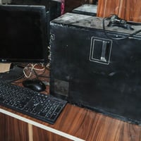 حاسبه للبيع السعر خاص  07740199875