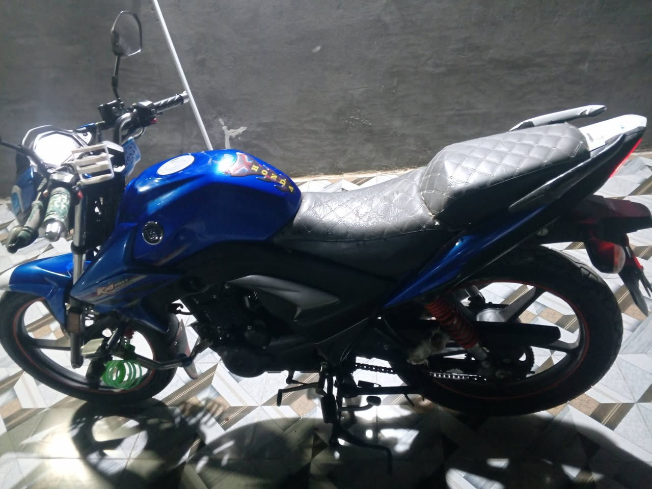 السلام عليكم (للبيع هاوجي مسجل 2023)
تحويل شوكت متيد كهربائيات كلها شغاله ونشاط فول مابي نقص السعر 17 وبي مجال  مكانه رمادي جويبه اتصل عل رقم خاص مقفول ***********
