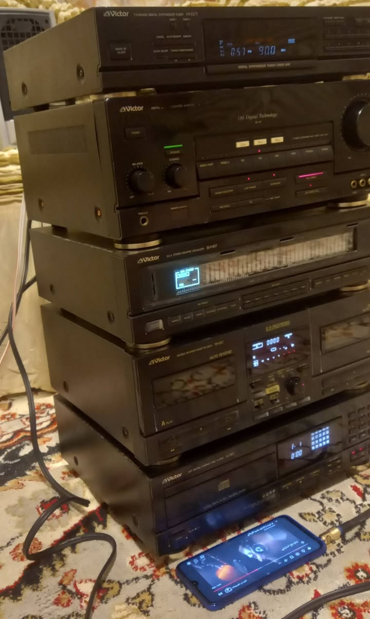 فكتور G7 صوت مرعب غني عن التعريف 5طبقات كان متروك يحتاج صيانه وترتيب حالياًيشتغل أواكس ابيع على هذا الوضع السعر ١٢٥ ألف..يتوفر توصيل


**إذا كنت صاحب هذا الإعلان وتريد حذفه لأي سبب، رجاءا أرسل رسالة إلى الدعم الفني**