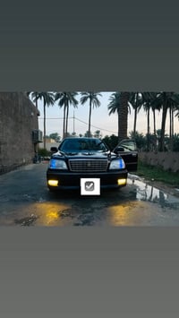 كراون ملكه • محرك D-4 • النجف
