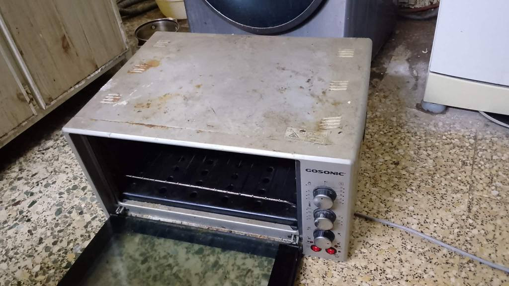 طباخ شغال كامل نظافة 60٪ 
السعر 50 الف / غسالة صحون شغالة كل البرامج 
نظافة 90٪ السعر 100 الف /اوفن شغال نظافة 80٪ السعر 50 الف/ غسالة ملابس كل البرامج شغللة 
بيها الواتر بم عاطل سعرها ٧٥ الف الكاونترات المنيوم  قطعتين مع ملحق 
السنك بلاستك pvc نظافة ١٠٠٪  سعرهم ٣٠٠ الف 
عنوان موصل حي الاعلام فرع الي قبل النور ماركت موصل, نينوى


**إذا كنت صاحب هذا الإعلان وتريد حذفه لأي سبب، رجاءا أرسل رسالة إلى الدعم الفني**