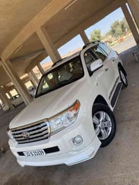 لكزس • ٢٠١٣ • ١٧٠٠٠٠ كم